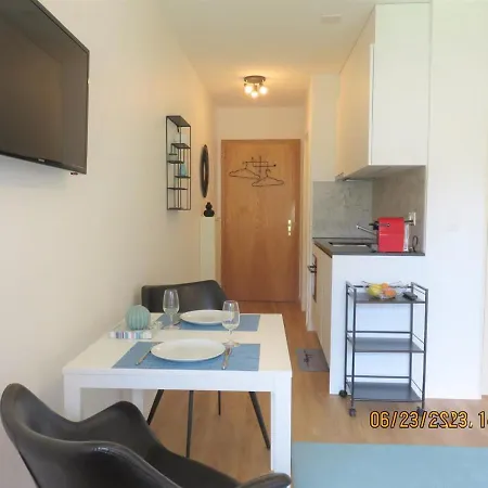 Mayenzett 25, Komplett Renoviert, Vis-a-vis Klinik & Thermalbad 로이커바드