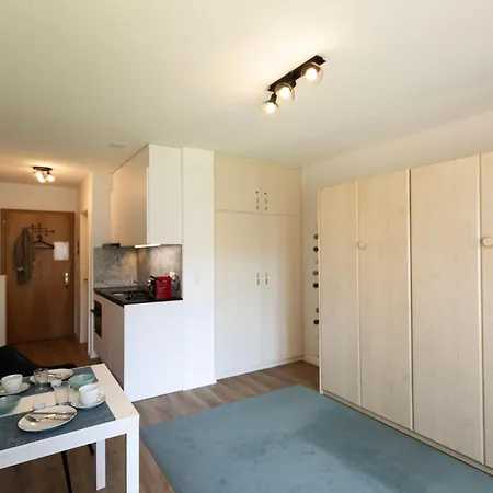 Mayenzett 25, Komplett Renoviert, Vis-a-vis Klinik & Thermalbad Apartment *