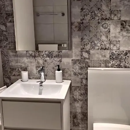 Apartmán Mayenzett 25, Komplett Renoviert, Vis-a-vis Klinik & Thermalbad